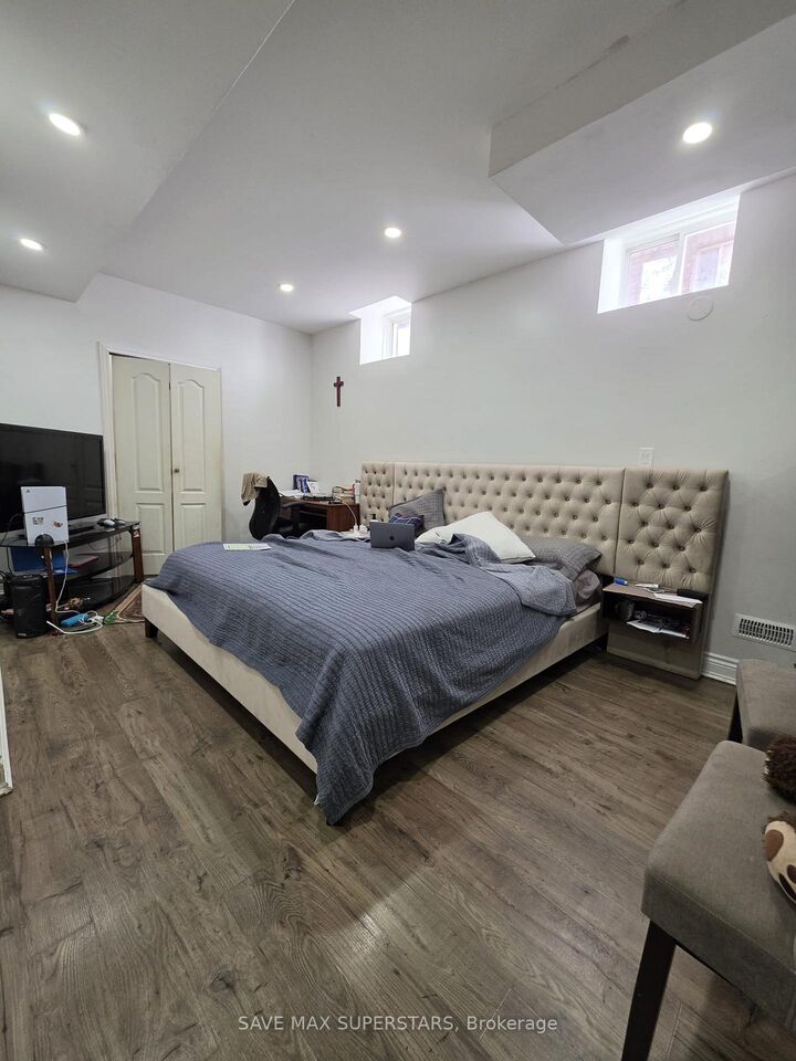 Property Photo: 133 The Queensway Way Lower ON L4M 0B4