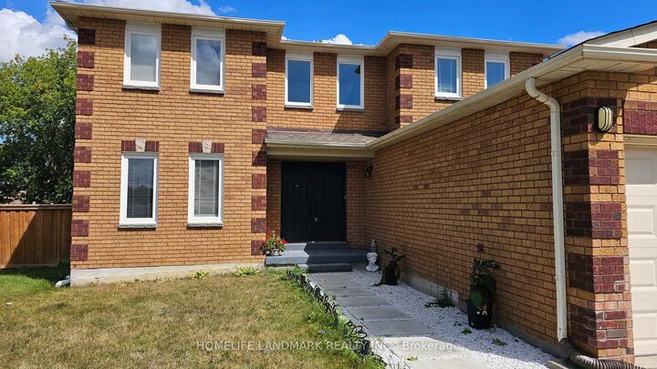 Property Photo:  93 Yorkland Street  ON L4C 9Z5 