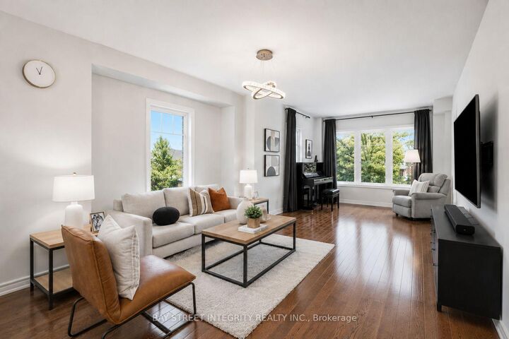 Property Photo: 980 Millard Street ON L4A 0T2