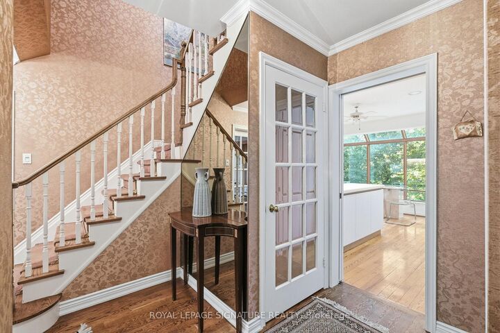 20 Wellesbourne Crescent — photo 1