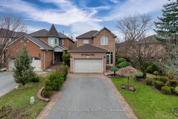 Property Photo: 126 Redondo Drive E ON L4J 7S5
