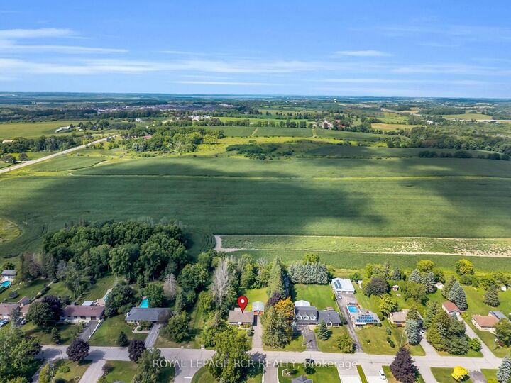 Property Photo:  36 May Avenue  ON L0G 1V0 