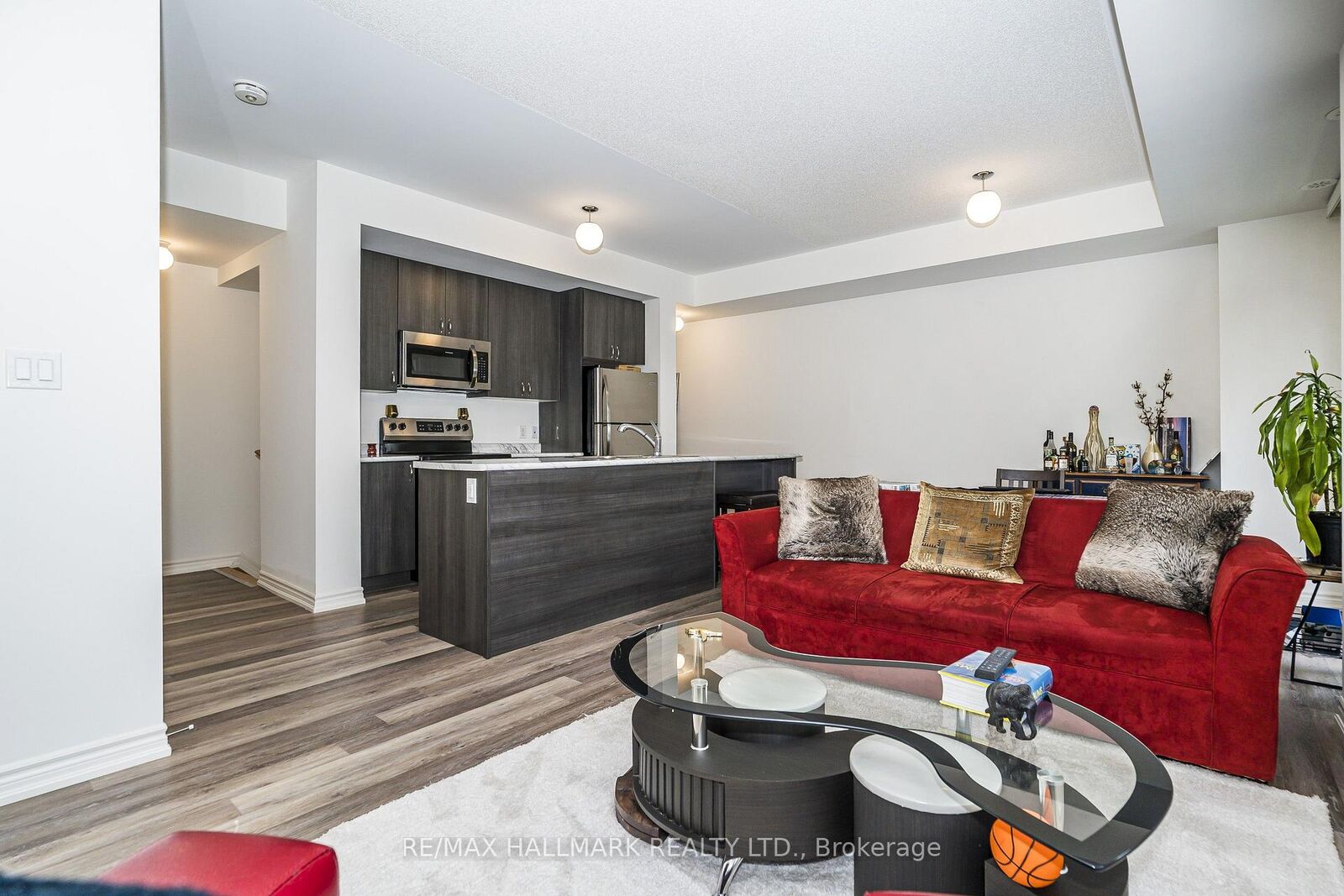 Property Photo: 2558 Ladyfern Crossing ON L1X 0E6