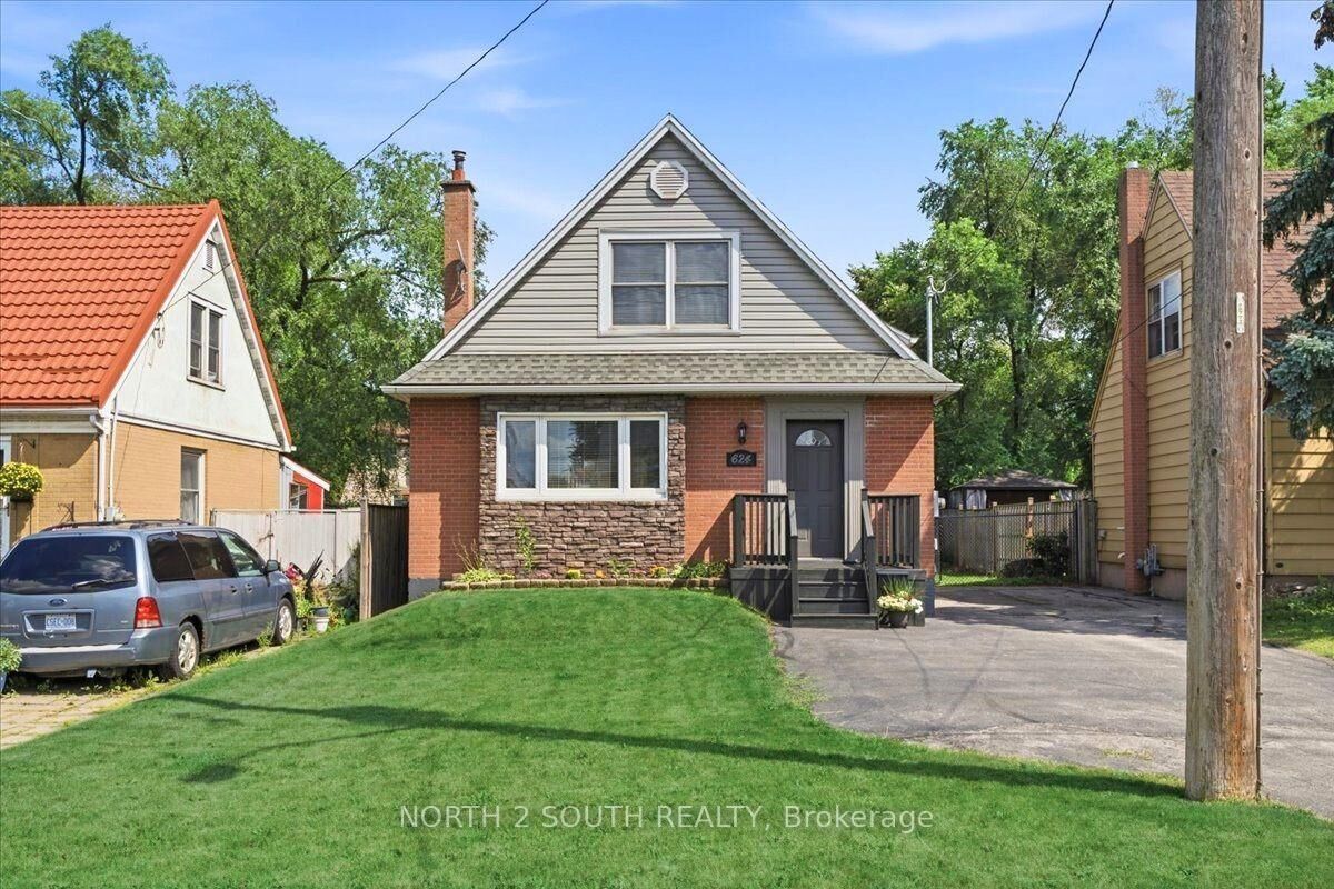 Property Photo: 624 Brighton Avenue ON L8H 6H2