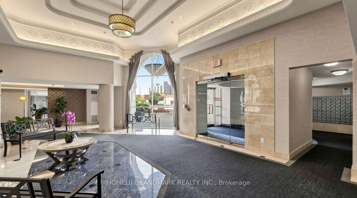 Property Photo: 9017 Leslie Street Lp115 ON L4B 3B6
