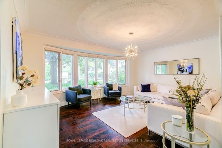 Property Photo:  181 Golf Links Road  ON L9G 2N4 