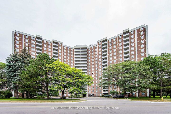 Property Photo:  5 Shady Golfway SW 205  ON M3C 3A5 