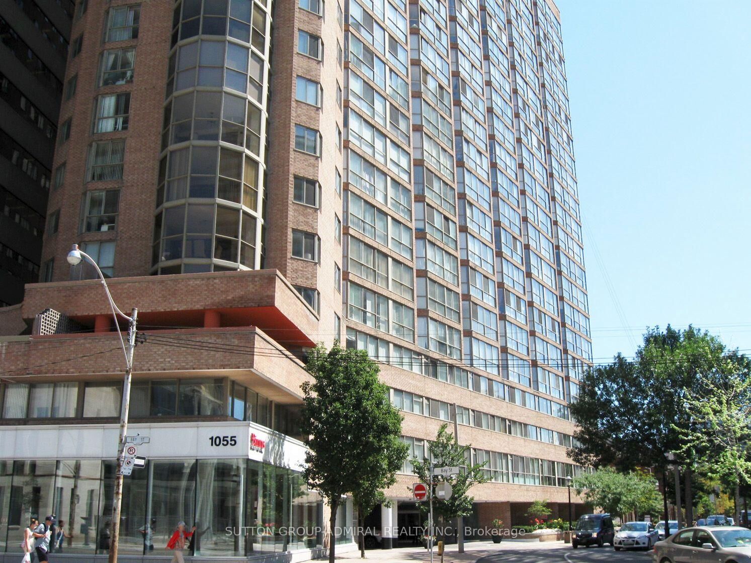 Property Photo: 1055 Bay Street 207 ON M5S 3A3