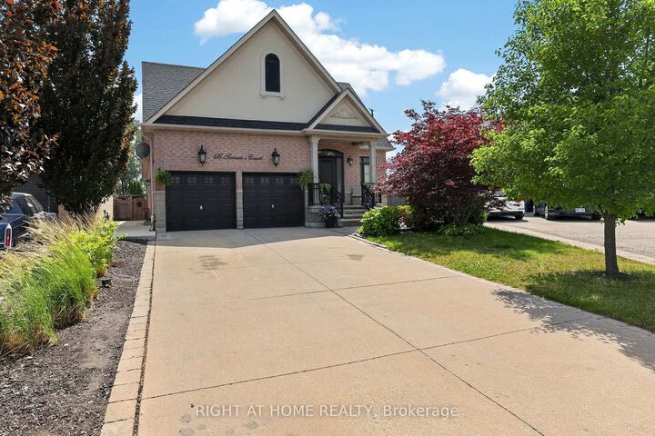 66 Sanremo Court — photo 1