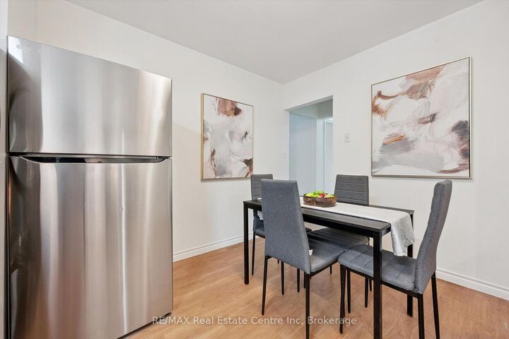 Property Photo: 277 Kathleen Street ON N1H 4Y7