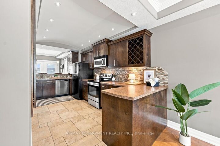 Property Photo:  105 Munn Street  ON L8V 1K5 