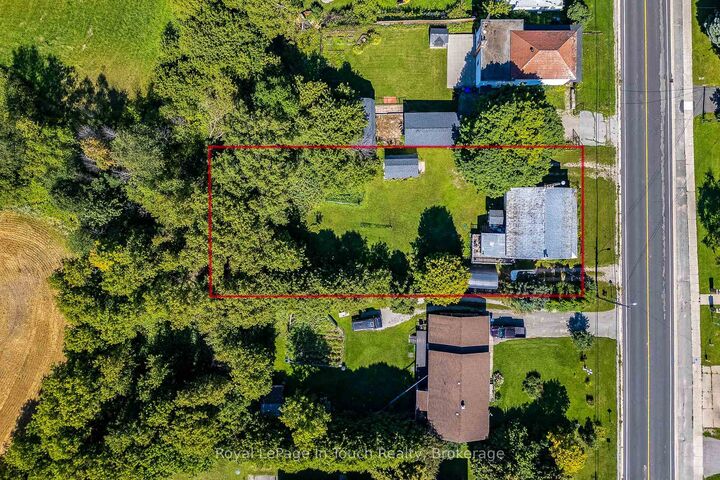 Property Photo: 328 Lafontaine Road W ON L9M 0H1