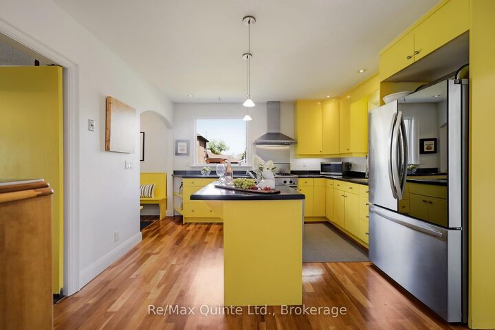 Property Photo: 271 Bridge Street East N/A ON K8N 1P4