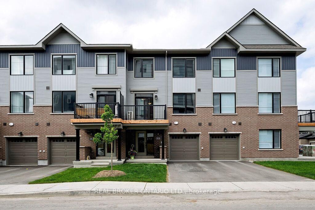 Property Photo: 919 Dignity Place ON K4A 5R5