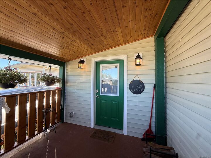 Property Photo: 5250 Beaver Harbour Rd #42 BC V0N 2P0