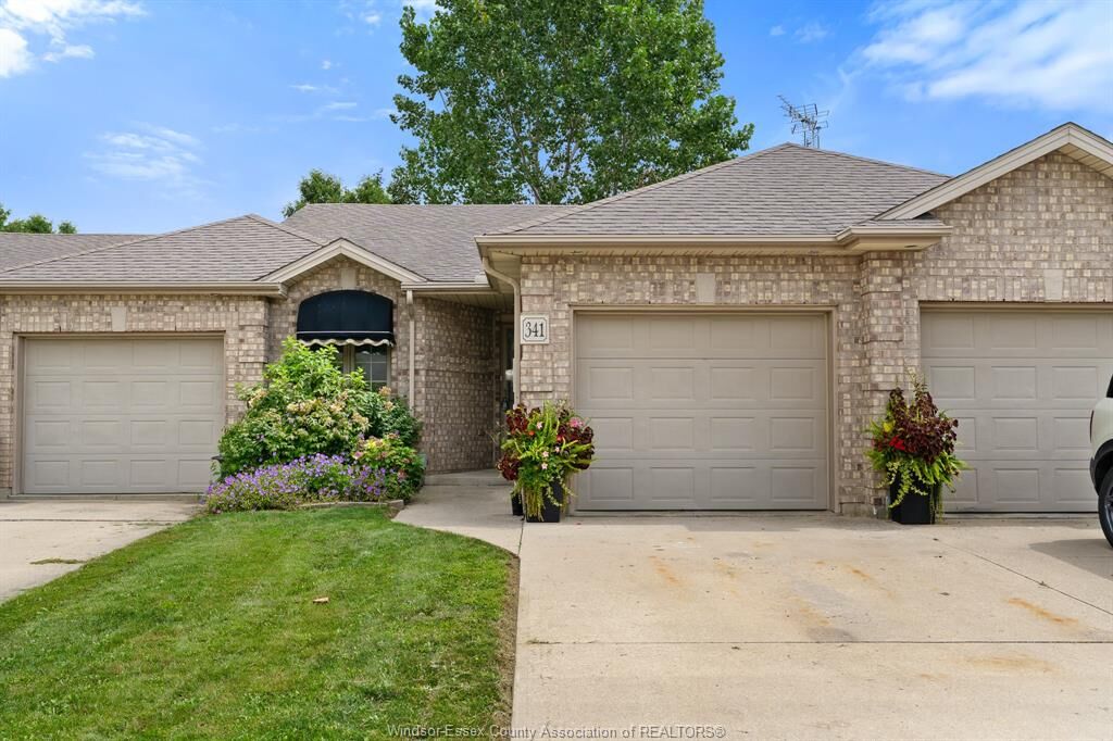 Property Photo: 341 Rockport Lane ON N9Y 4B3