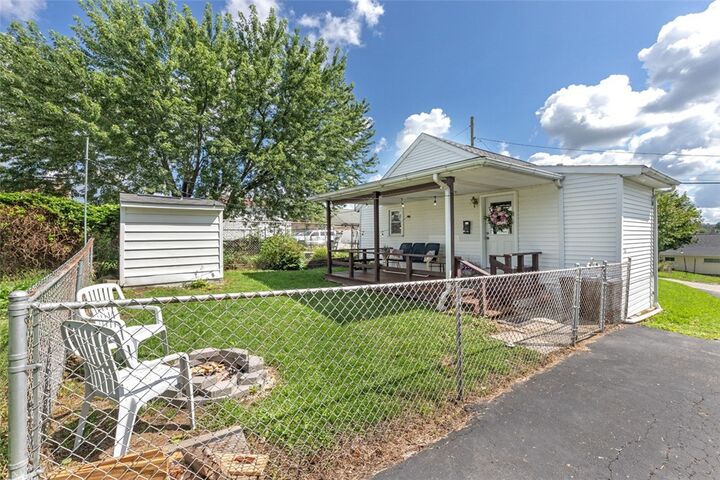 Property Photo: 124 Reed Ave PA 15601