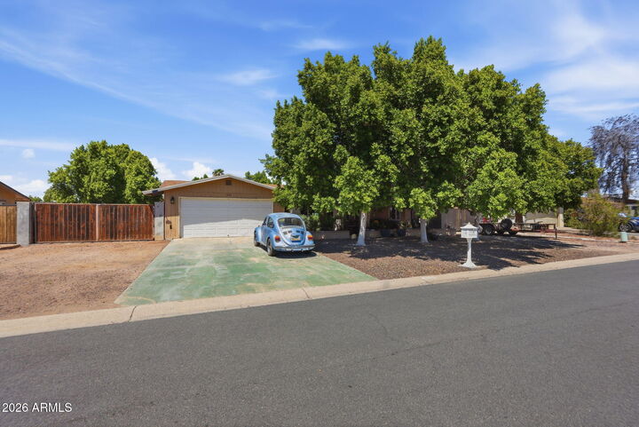 Property Photo:  654 S Copper Drive  AZ 85120 