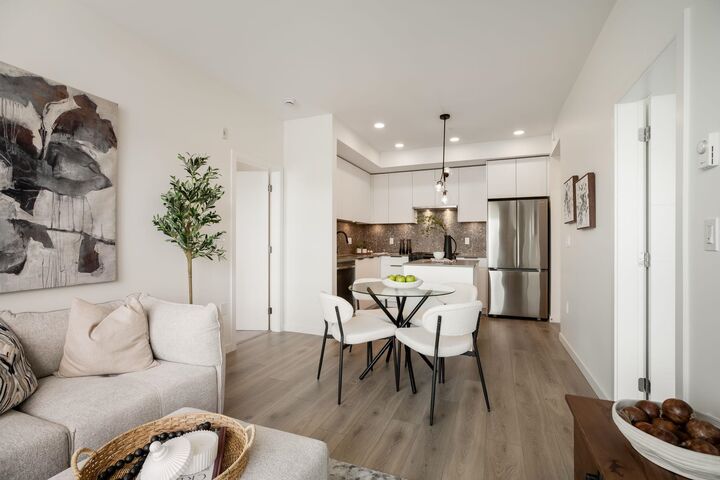 7936 206 Street 110 — photo 1