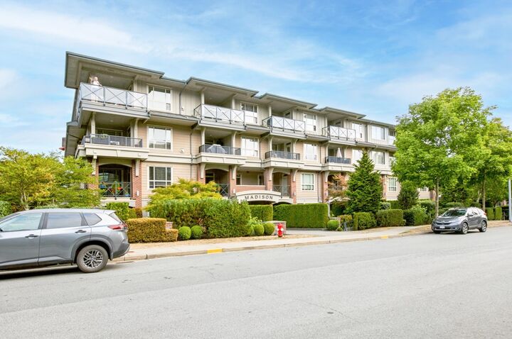 Property Photo: 15357 17A Avenue 110 BC V4A 1V4