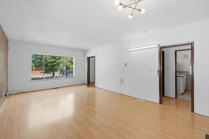 Property Photo: 1016 E 18th Avenue BC V5V 1H1