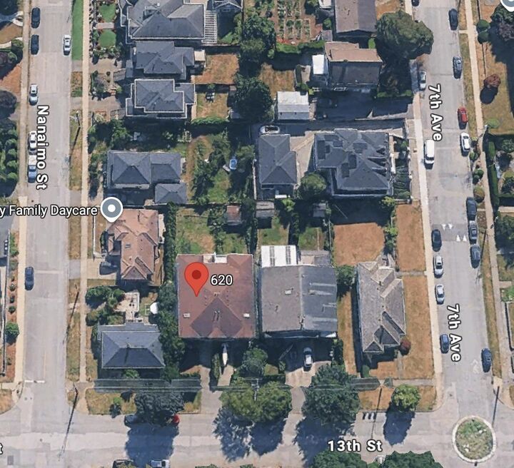 Property Photo: 620 Thirteenth Street BC V3M 4M4