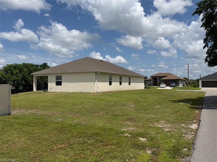 Property Photo:  3801 16th St SW  FL 33976 