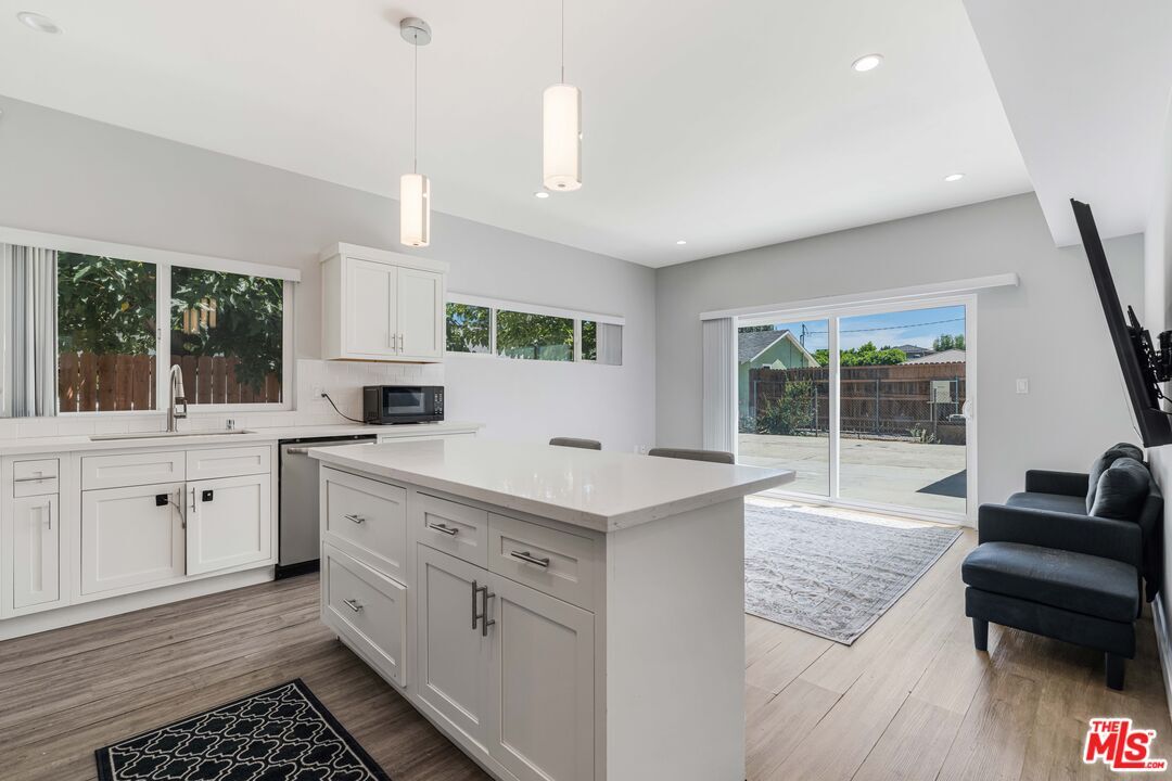 Property Photo: 8461 Calvin Ave CA 91324