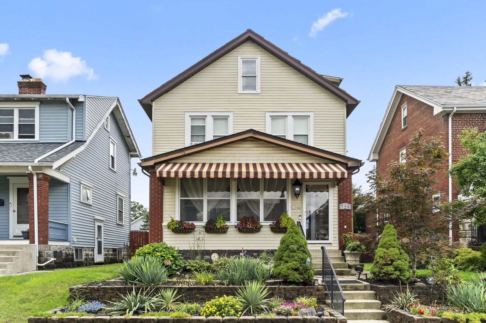 Property Photo:  729 Thurman Avenue  OH 43206 