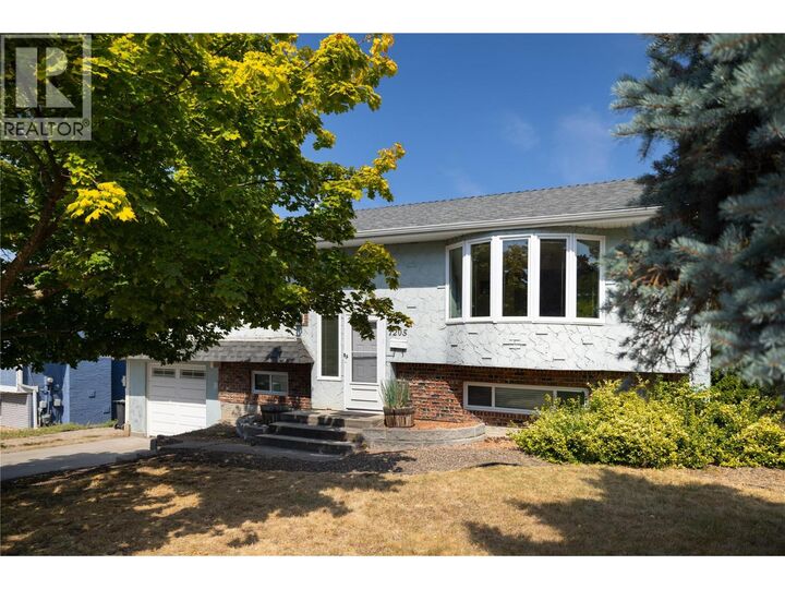 Property Photo:  1205 43 Avenue  BC V1T 8J9 