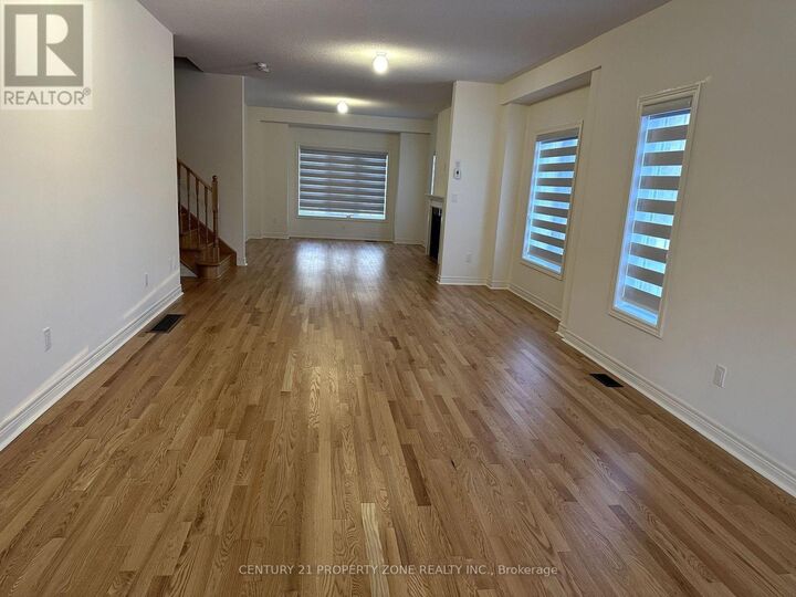 Property Photo:  648 Fleetwood Drive  ON L1K 0A2 