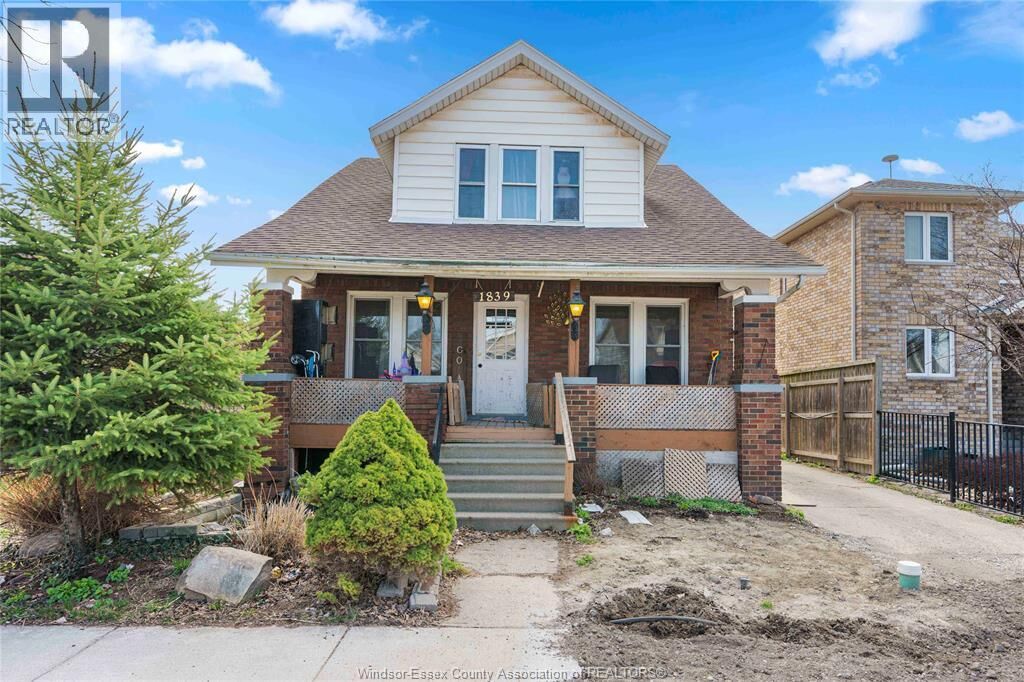 Property Photo: 1839 St.luke Main Unit ON N8W 3W8