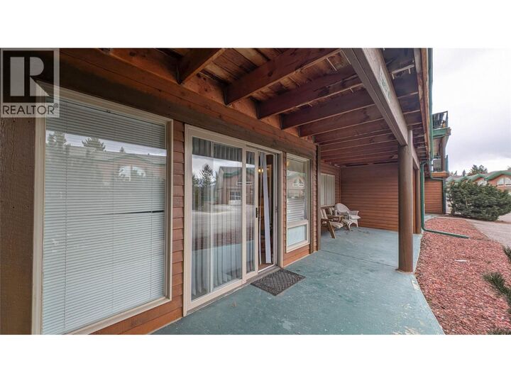 Property Photo:  5155 Fairway Drive 703  BC V0B 1L1 