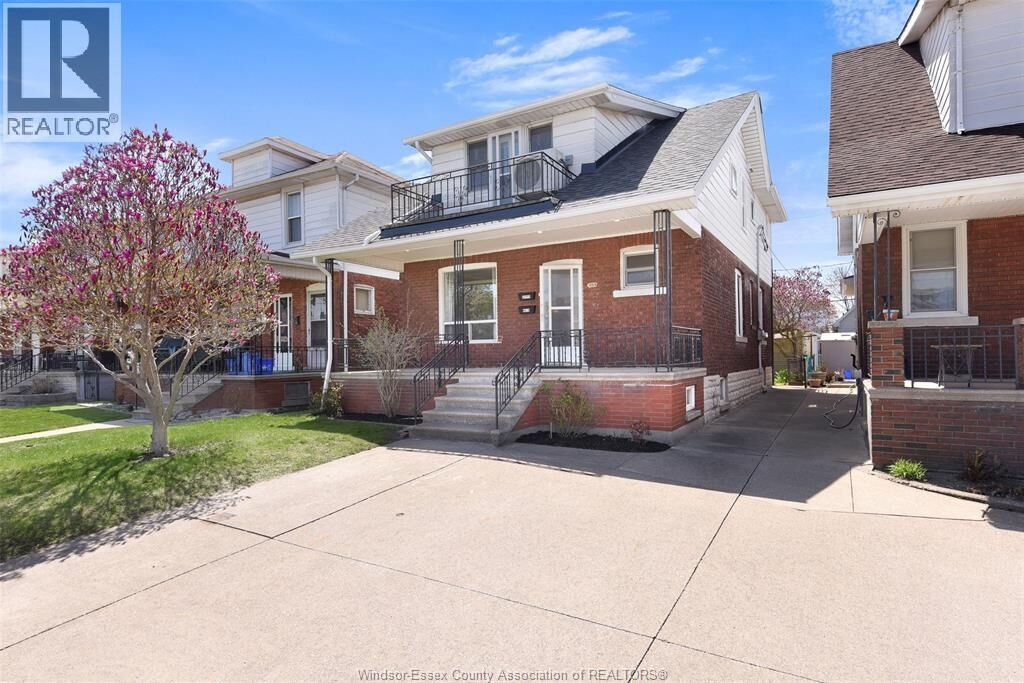 Property Photo: 1069 Marentette Avenue Upper ON N9A 2A4