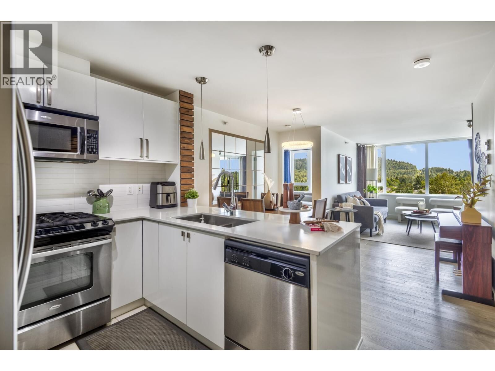 Property Photo:  9868 Cameron Street 1606  BC V3J 0A5 
