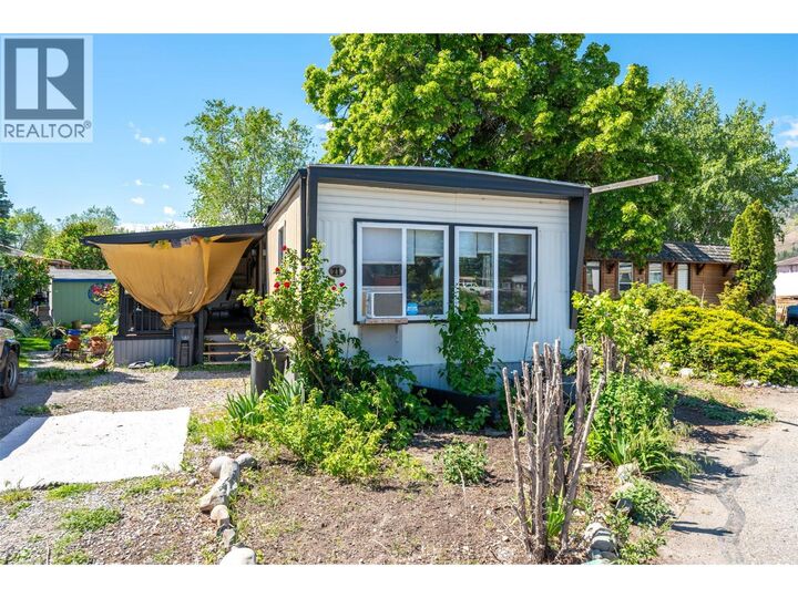 Property Photo: 3999 Skaha Lake Road 21 BC V2A 6J7