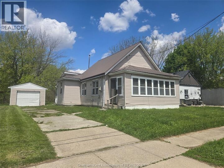 Property Photo:  253 King Street East  ON N7M 3N5 