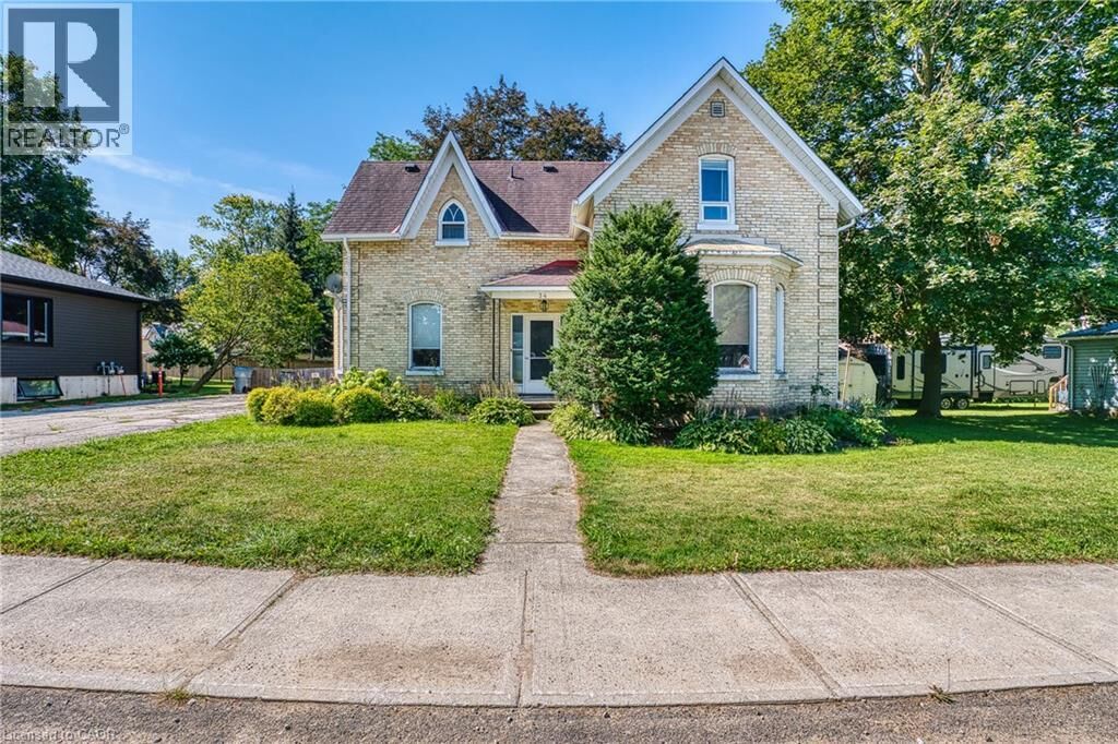 Property Photo:  34 Queen Street  ON N0G 1H0 