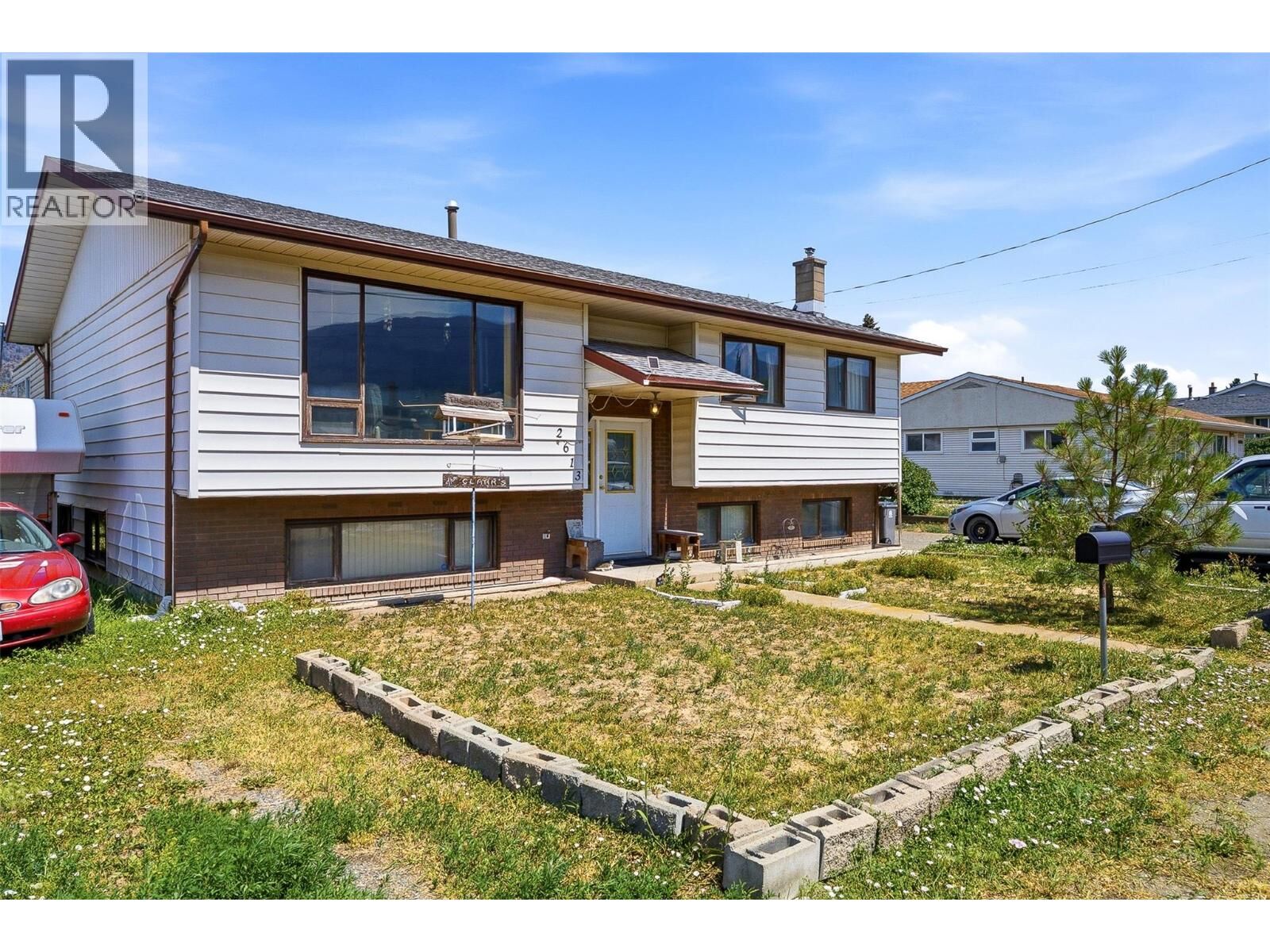 Property Photo: 2613 Coutlee Avenue BC V1K 1A9