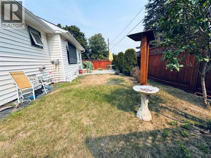 Property Photo: 2019 66th Avenue BC V0H 1H0