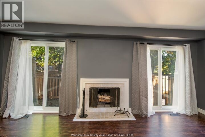 Property Photo:  3925 Riverside Drive Unit 5  ON N8Y 1B1 