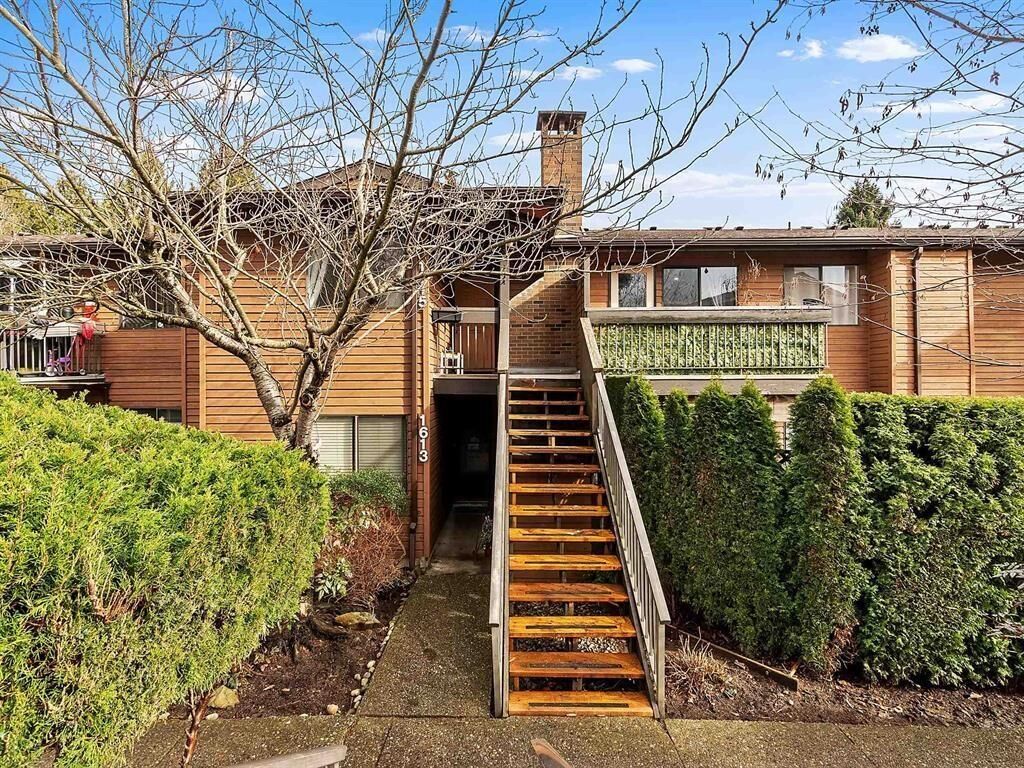 Property Photo:  10620 150 Street 1615  BC V3R 7S1 