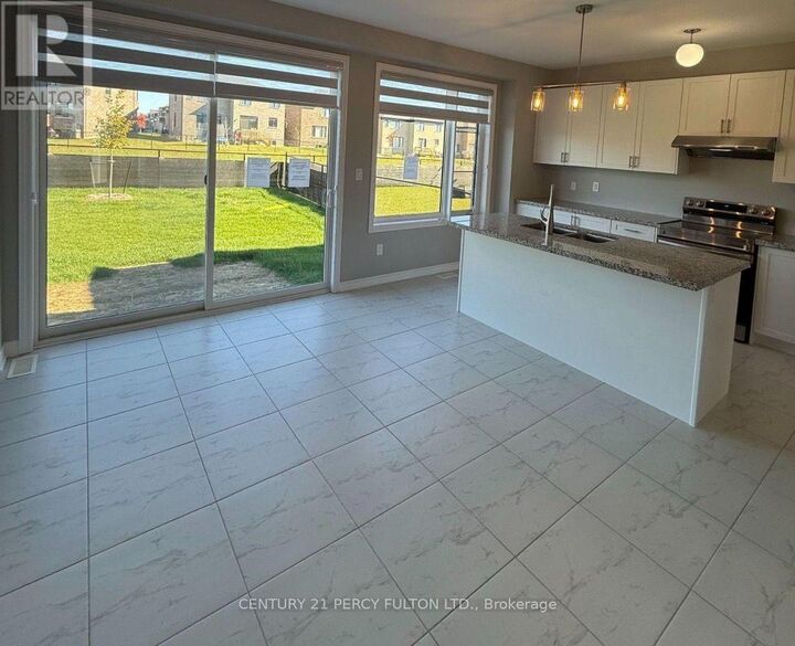 Property Photo: 10 Rosanne Circle ON L9Z 0N4