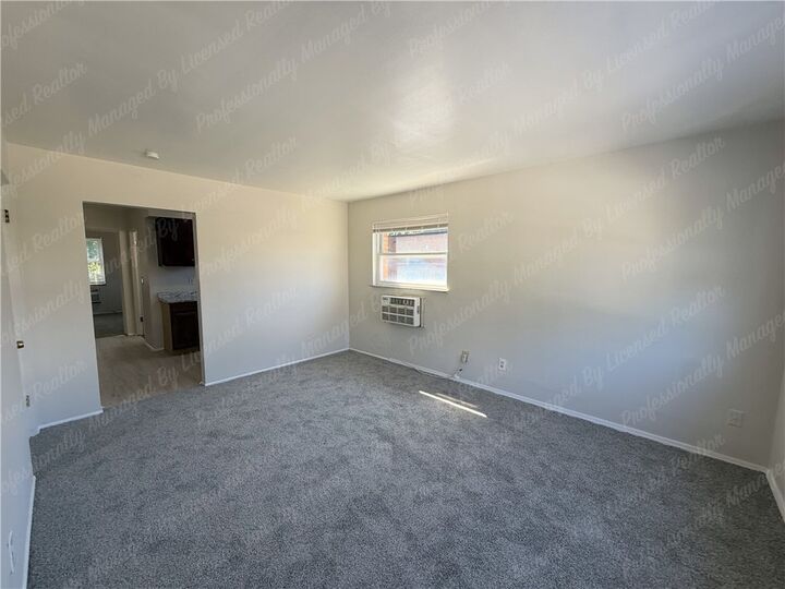 Property Photo: 780 Wells Street 3 OH 45205