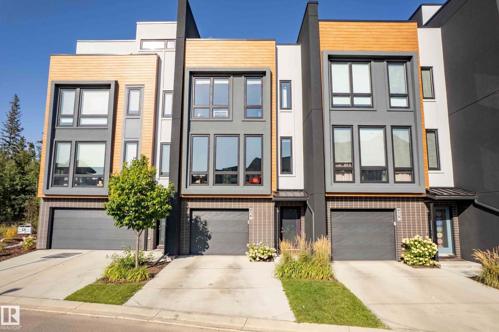 Property Photo:  1304 Rutherford Road SW 16  AB T6W 0B4 