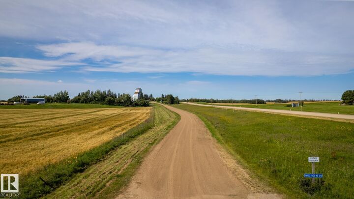 Property Photo:  56132 Rge Road 240  AB T0A 0K0 