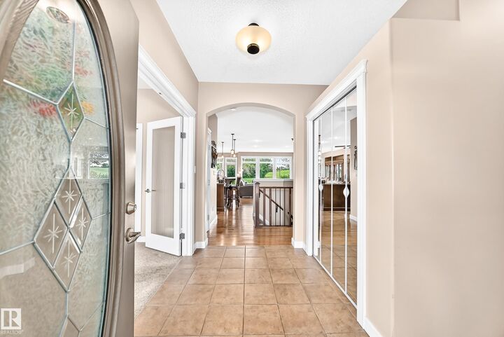 Property Photo: 12 Fairway Point(E) AB T7X 4B6