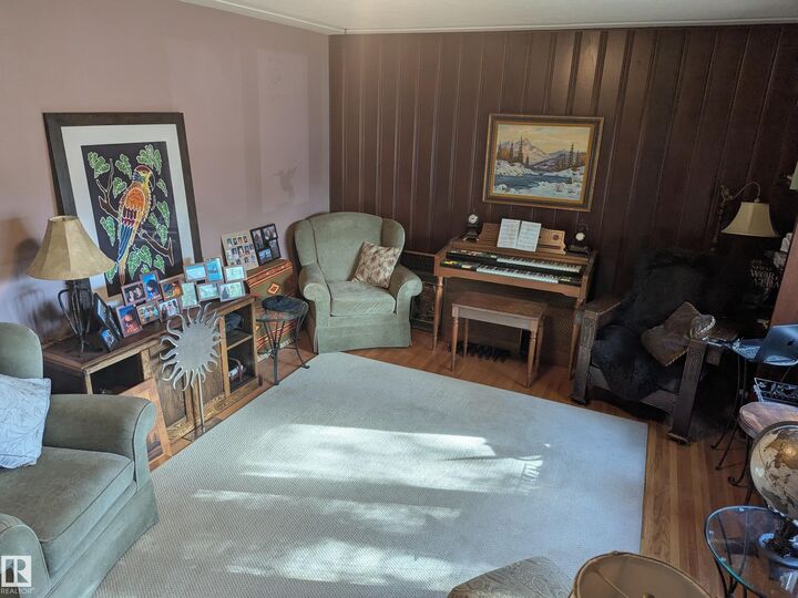 Property Photo:  6551 112A Street NW  AB T6H 4R4 