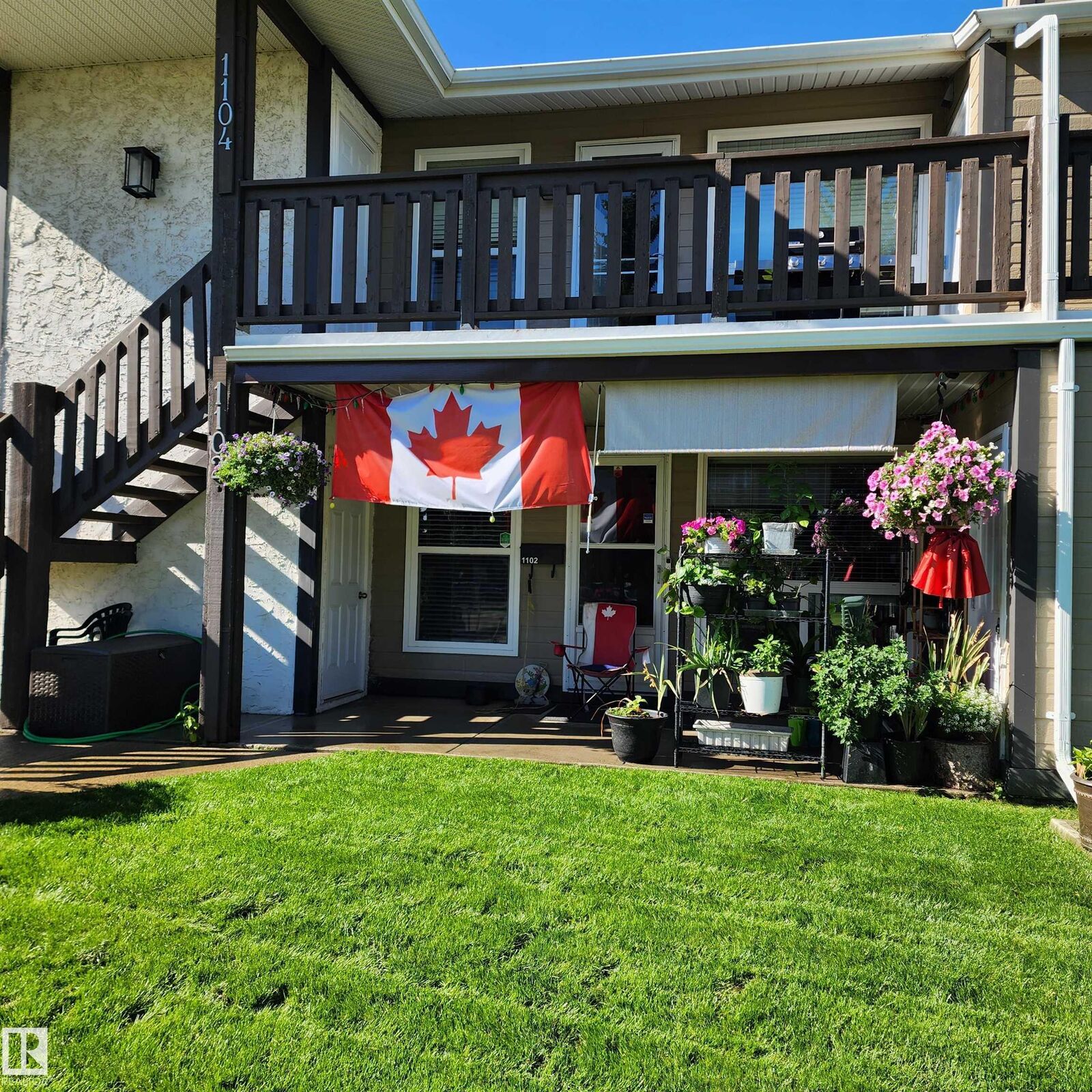 Property Photo: 1102 Saddleback Road NW AB T6J 4Z4