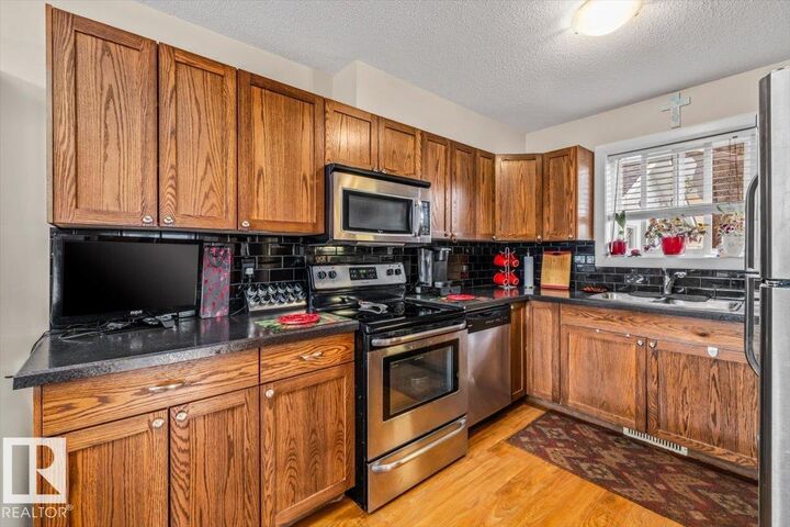 Property Photo:  11436 88 Street NW  AB T5B 3R1 